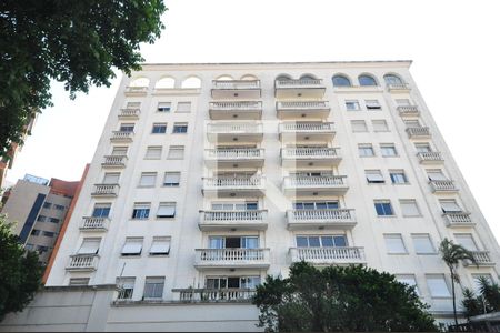 Apartamento para alugar com 125m², 3 quartos e 2 vagasFachada