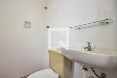 Apartamento para alugar com 125m², 3 quartos e 2 vagas Apartamento para alugar com 125m², 3 quartos e 2 vagasBanheiro de Serviço
