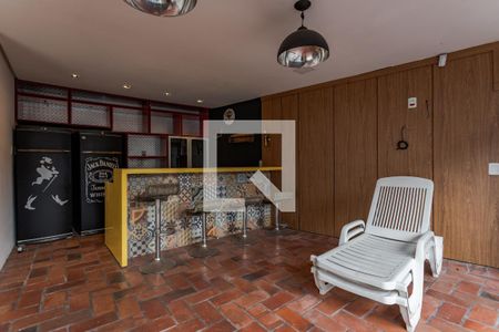 Casa à venda com 350m², 3 quartos e 3 vagas Casa à venda com 350m², 3 quartos e 3 vagasEspaço Gourmet