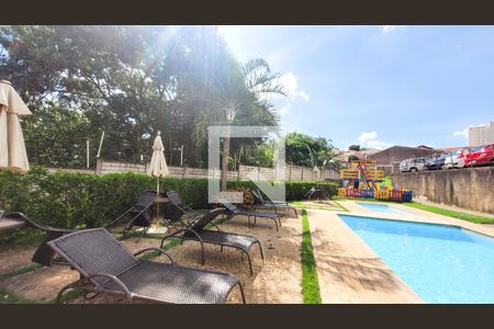 Apartamento à venda com 111m², 3 quartos e 2 vagas Apartamento à venda com 111m², 3 quartos e 2 vagasÁrea comum - Piscina