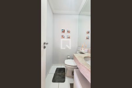 Apartamento à venda com 111m², 3 quartos e 2 vagas Apartamento à venda com 111m², 3 quartos e 2 vagasLavabo