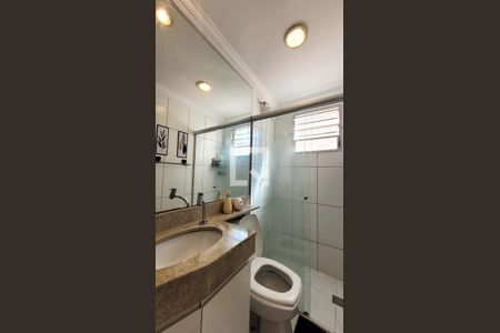 Apartamento à venda com 111m², 3 quartos e 2 vagas Apartamento à venda com 111m², 3 quartos e 2 vagasBanheiro da Suíte