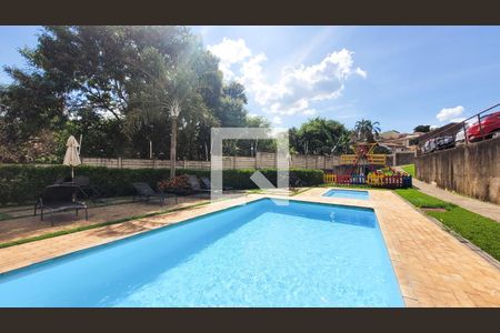 Apartamento à venda com 111m², 3 quartos e 2 vagas Apartamento à venda com 111m², 3 quartos e 2 vagasÁrea comum - Piscina
