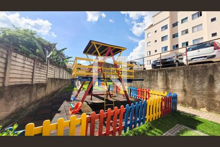 Apartamento à venda com 111m², 3 quartos e 2 vagas Apartamento à venda com 111m², 3 quartos e 2 vagasÁrea comum - Playground