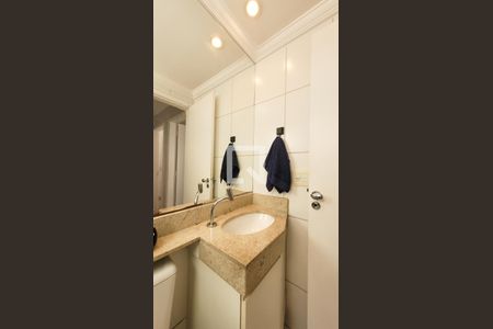 Apartamento à venda com 111m², 3 quartos e 2 vagas Apartamento à venda com 111m², 3 quartos e 2 vagasBanheiro Social