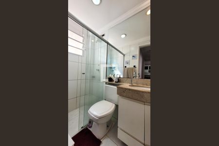 Apartamento à venda com 111m², 3 quartos e 2 vagas Apartamento à venda com 111m², 3 quartos e 2 vagasBanheiro Social