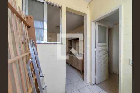 Apartamento para alugar com 120m², 3 quartos e 1 vagaÁrea de Serviço