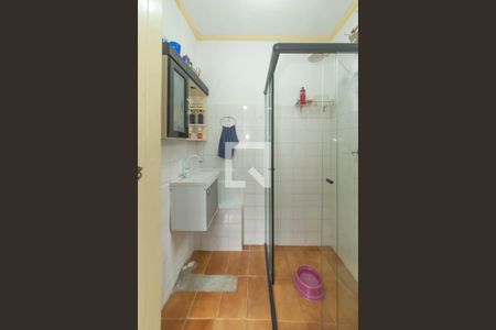 Casa à venda com 190m², 2 quartos e 1 vaga Casa à venda com 190m², 2 quartos e 1 vagaBanheiro da Suíte