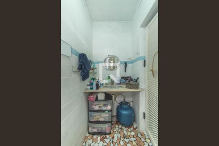 Casa à venda com 190m², 2 quartos e 1 vaga Casa à venda com 190m², 2 quartos e 1 vagaBanheiro Social