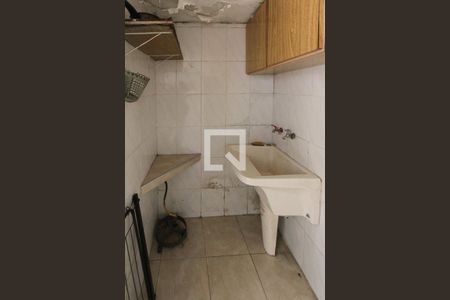 Apartamento à venda com 71m², 2 quartos e 1 vagaÁrea de Serviço