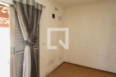 Apartamento à venda com 71m², 2 quartos e 1 vagaQuarto 02