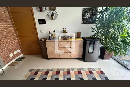 Sala íntima de apartamento à venda com 3 quartos, 133m² em Vargem Pequena, Rio de Janeiro