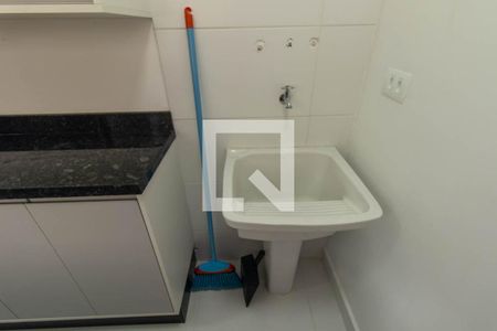Apartamento para alugar com 44m², 2 quartos e 1 vaga Apartamento para alugar com 44m², 2 quartos e 1 vagaCozinha e Área de Serviço
