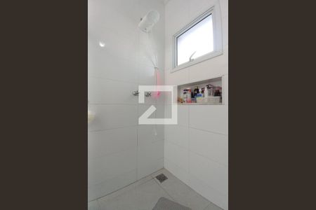 Casa de condomínio à venda com 375m², 4 quartos e 4 vagasBanheiro da Suíte 4