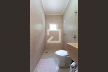 Casa de condomínio à venda com 375m², 4 quartos e 4 vagasLavabo