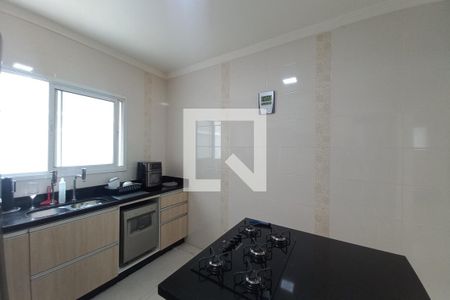 Casa de condomínio à venda com 375m², 4 quartos e 4 vagasCozinha 