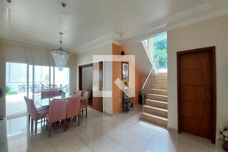 Sala de Jantar de casa de condomínio à venda com 4 quartos, 375m² em Swiss Park, Campinas