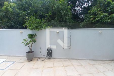 Vista da Sala de TV de casa de condomínio à venda com 4 quartos, 375m² em Swiss Park, Campinas