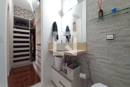 Casa de condomínio à venda com 375m², 4 quartos e 4 vagasBanheiro da Suíte 2