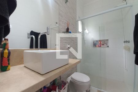 Casa de condomínio à venda com 375m², 4 quartos e 4 vagasBanheiro da Suíte 2