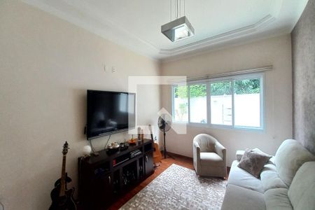 Sala de TV de casa de condomínio à venda com 4 quartos, 375m² em Swiss Park, Campinas