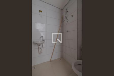 Apartamento para alugar com 38m², 2 quartos e sem vaga Apartamento para alugar com 38m², 2 quartos e sem vagaBanheiro Social