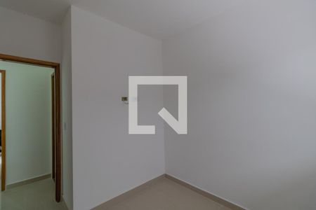 Quarto 1 de apartamento para alugar com 2 quartos, 38m² em Itaquera, São Paulo