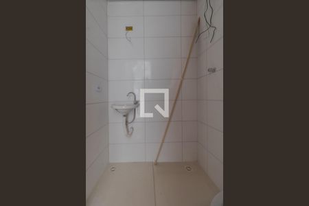 Apartamento para alugar com 38m², 2 quartos e sem vaga Apartamento para alugar com 38m², 2 quartos e sem vagaBanheiro Social