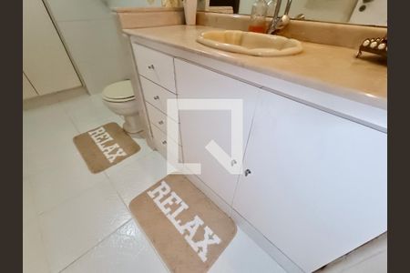 Apartamento para alugar com 181m², 3 quartos e 1 vagaBanheiro social 2