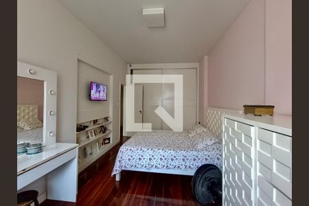 Apartamento para alugar com 181m², 3 quartos e 1 vagaCômodo 2