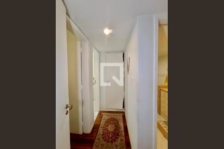 Apartamento para alugar com 181m², 3 quartos e 1 vagaCorredor