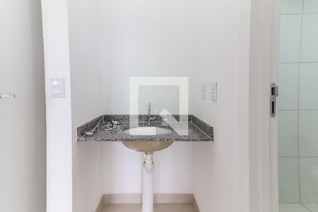 Apartamento para alugar com 35m², 2 quartos e sem vaga Apartamento para alugar com 35m², 2 quartos e sem vagaBanheiro