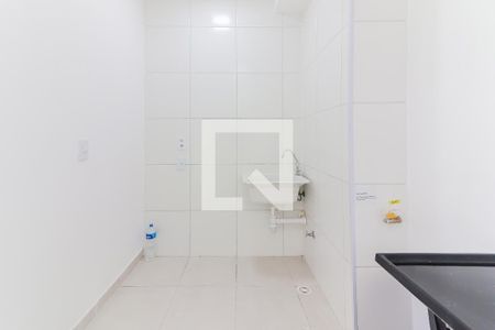 Apartamento para alugar com 35m², 2 quartos e sem vaga Apartamento para alugar com 35m², 2 quartos e sem vagaCozinha e Área de Serviço
