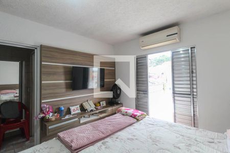 Casa para alugar com 290m², 3 quartos e 3 vagas Casa para alugar com 290m², 3 quartos e 3 vagasSuíte