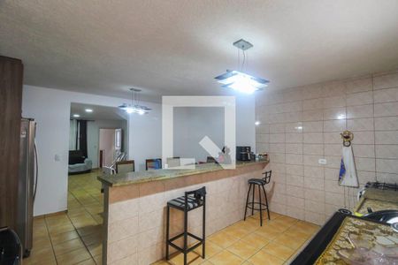 Casa para alugar com 290m², 3 quartos e 3 vagas Casa para alugar com 290m², 3 quartos e 3 vagasCozinha