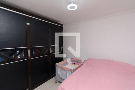 Casa à venda com 130m², 3 quartos e 7 vagas Casa à venda com 130m², 3 quartos e 7 vagasQuarto 3