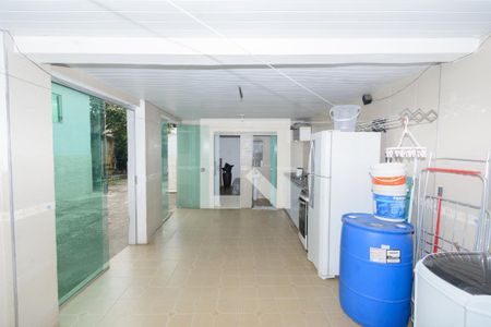 Casa à venda com 130m², 3 quartos e 7 vagas Casa à venda com 130m², 3 quartos e 7 vagasÁrea de Serviço