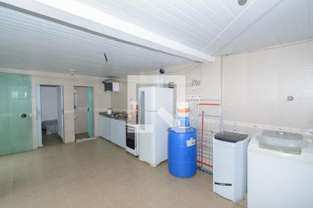 Casa à venda com 130m², 3 quartos e 7 vagas Casa à venda com 130m², 3 quartos e 7 vagasÁrea de Serviço