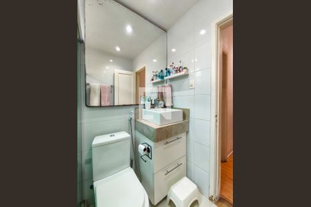 Apartamento à venda com 78m², 3 quartos e sem vagaBanheiro Corredor