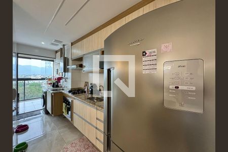 Apartamento à venda com 85m², 3 quartos e 1 vaga Apartamento à venda com 85m², 3 quartos e 1 vagaCozinha e Área de Serviço