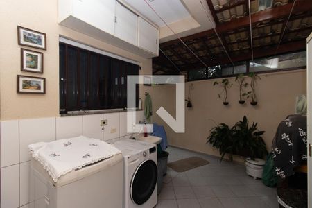 Casa à venda com 139m², 3 quartos e 4 vagasÁrea de Serviço