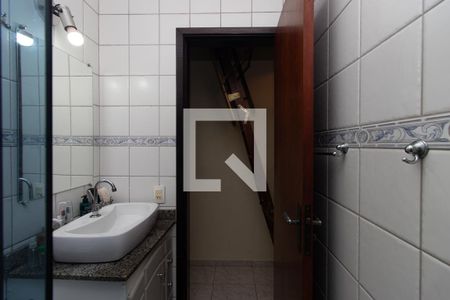 Casa à venda com 139m², 3 quartos e 4 vagasBanheiro Social