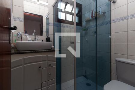 Casa à venda com 139m², 3 quartos e 4 vagasBanheiro da Suíte