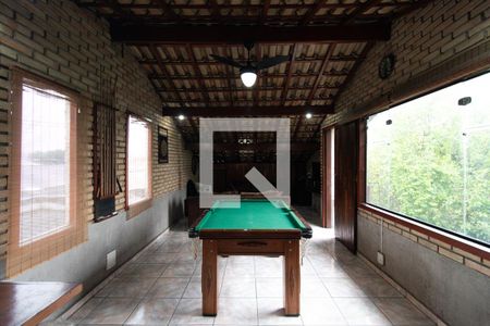 Casa à venda com 139m², 3 quartos e 4 vagasSalão de festas