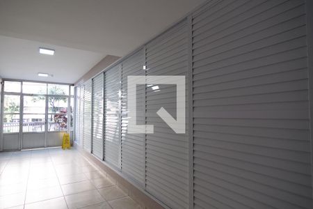 Hall de entrada de apartamento à venda com 2 quartos, 50m² em Consolação, São Paulo