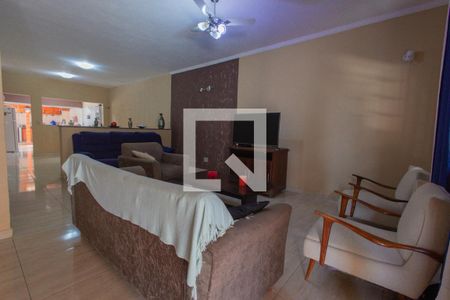 Sala de casa para alugar com 3 quartos, 168m² em Jardim Regina, Indaiatuba