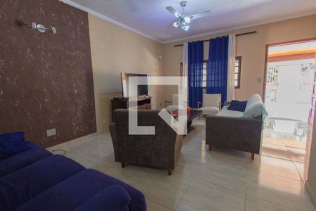Sala de casa para alugar com 3 quartos, 168m² em Jardim Regina, Indaiatuba