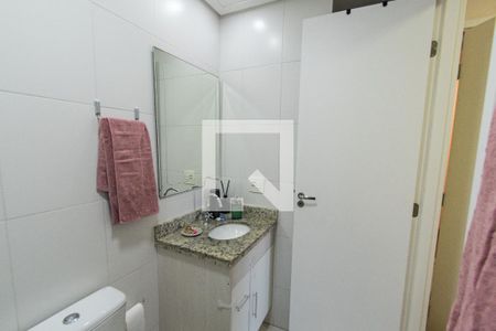 Apartamento à venda com 69m², 2 quartos e 1 vagaBanheiro da suíte