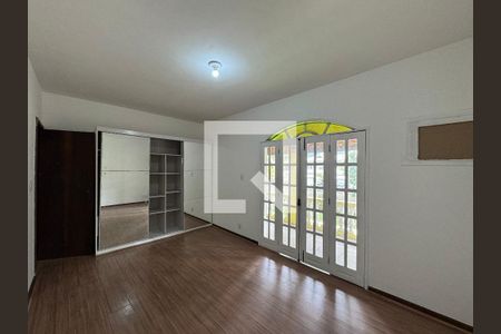 Casa de condomínio para alugar com 300m², 3 quartos e 3 vagasQuarto 1