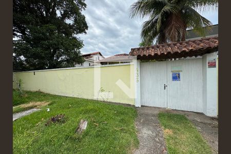 Casa de condomínio para alugar com 300m², 3 quartos e 3 vagasFachada